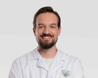 Matej Praznik, MD